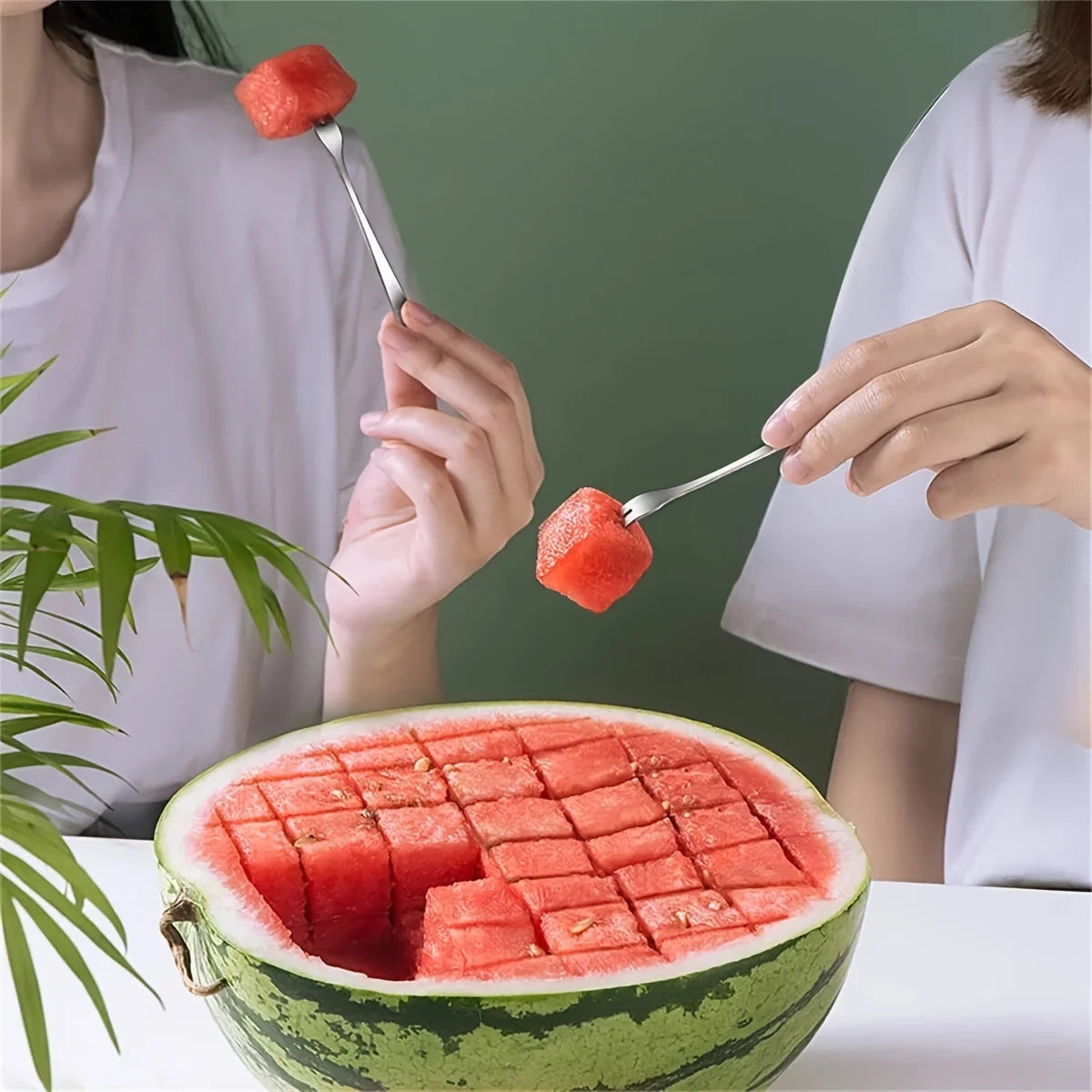Watermelon Artifact Slicing Knife Stainless Steel Knife Corer Fruit And Vegetable Tools Watermelon Clip kitchen Accessories